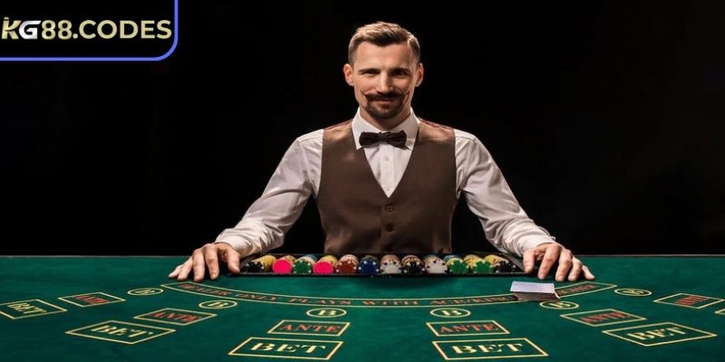 Quan sát để phân tích các lá bài đối thủ 